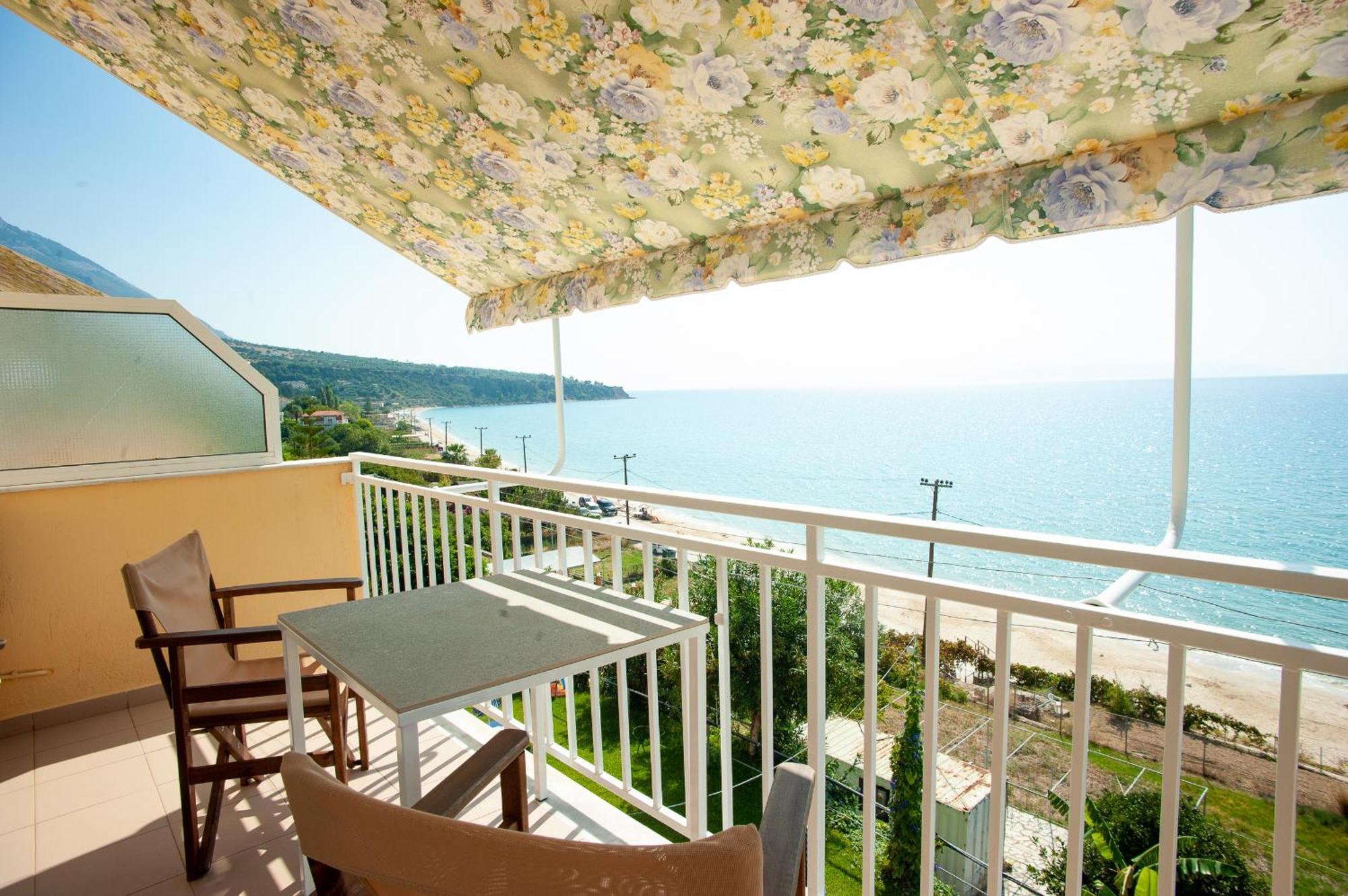 Rosa'S Beach Studios Lourdata (Kefalonia) Exterior foto