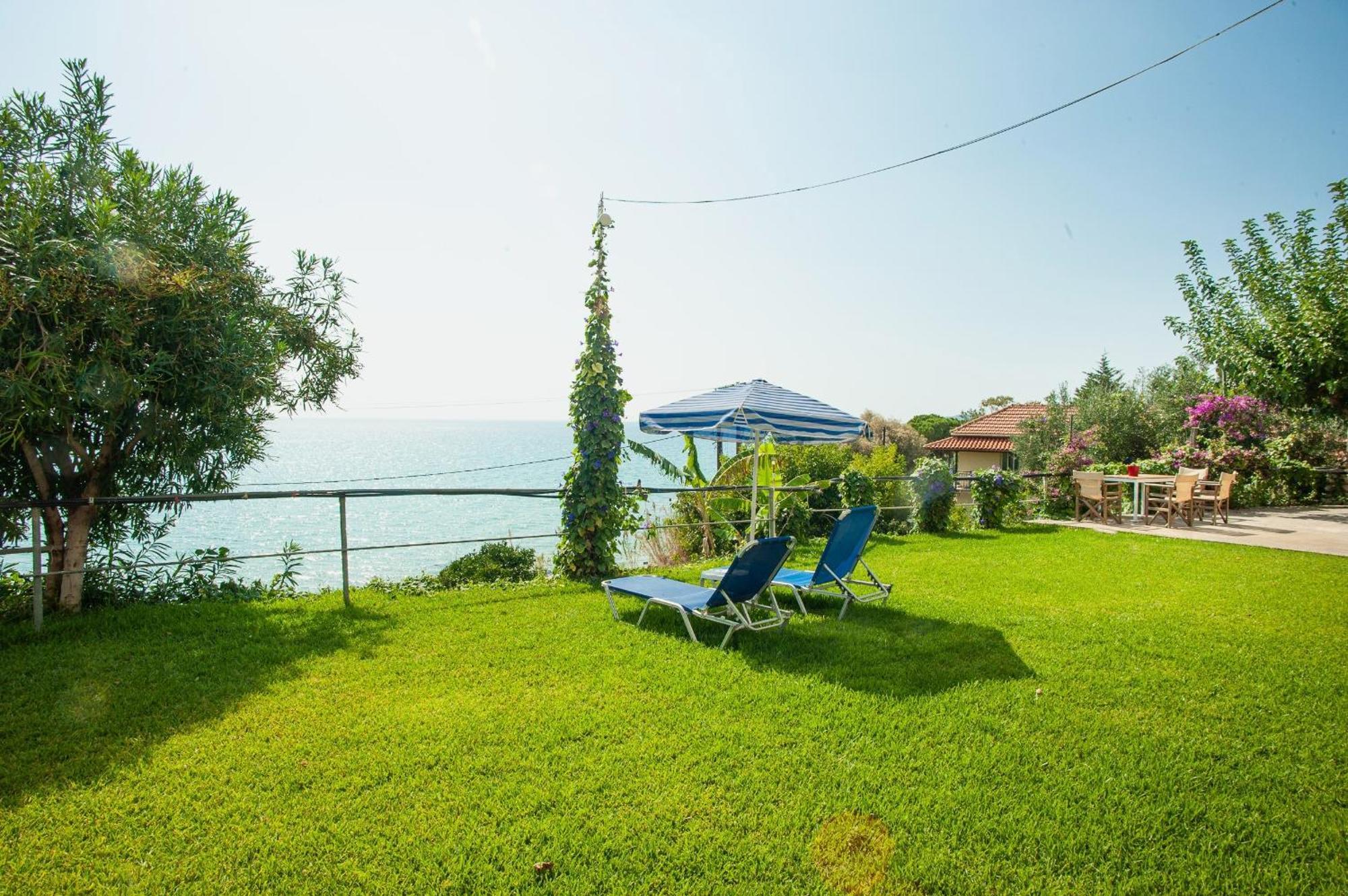 Rosa'S Beach Studios Lourdata (Kefalonia) Exterior foto