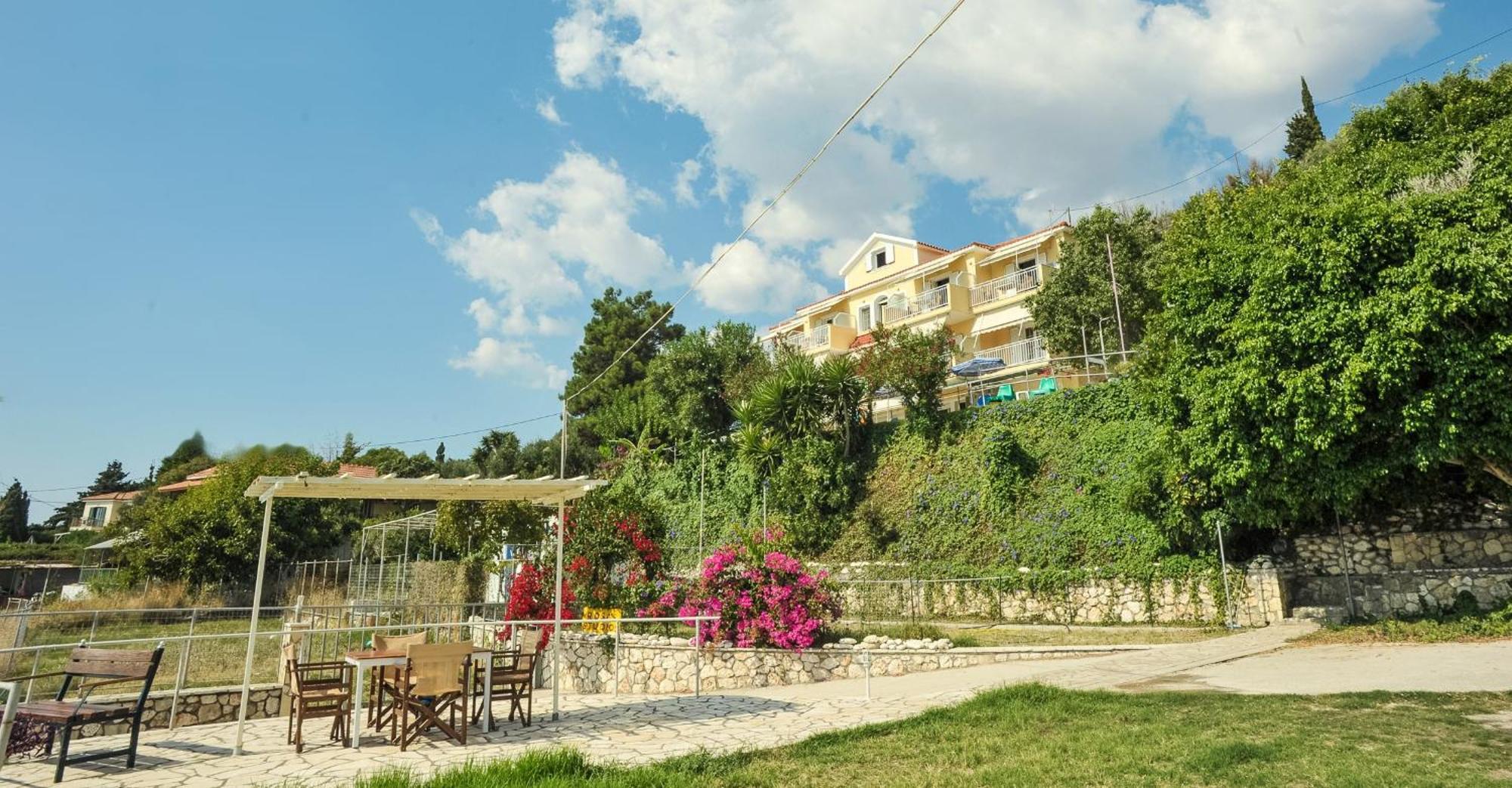 Rosa'S Beach Studios Lourdata (Kefalonia) Exterior foto