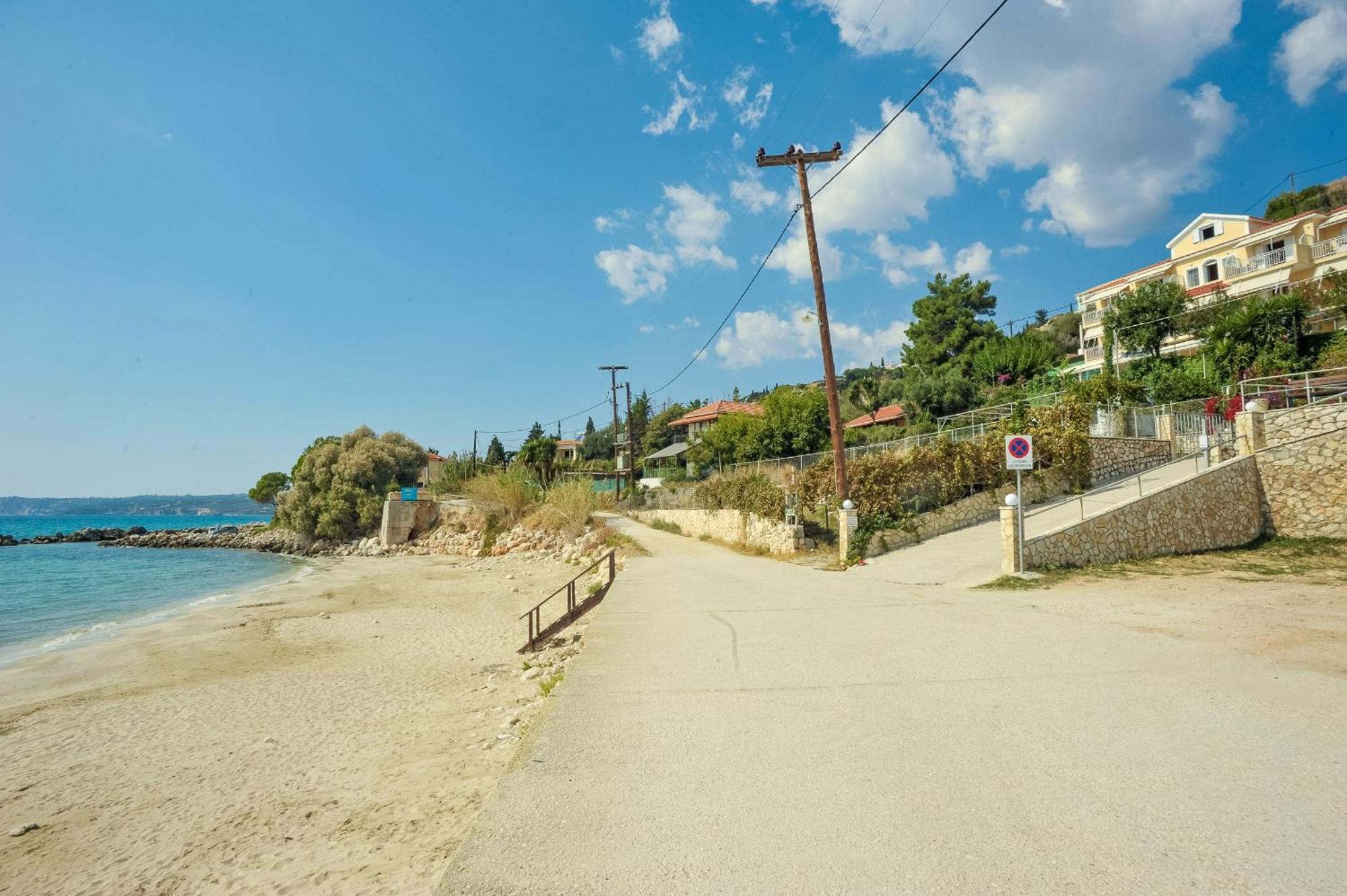 Rosa'S Beach Studios Lourdata (Kefalonia) Exterior foto