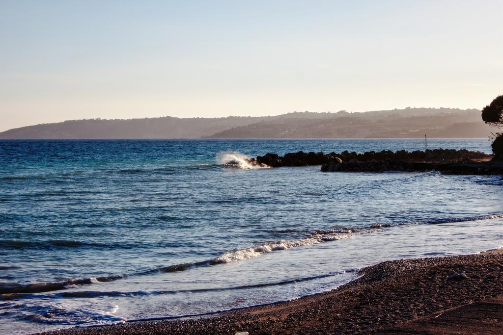 Rosa'S Beach Studios Lourdata (Kefalonia) Exterior foto